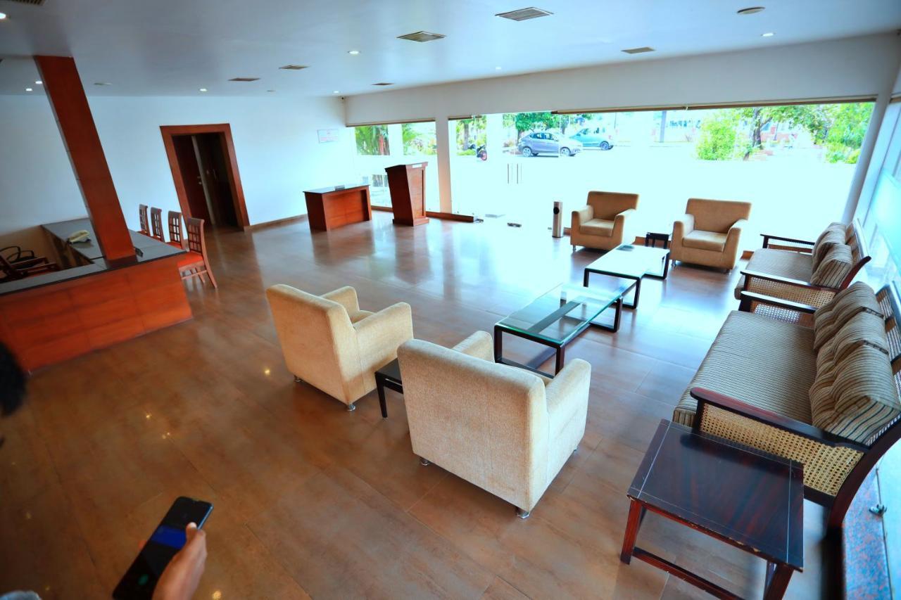 Hotel Clay House à Thrissur Extérieur photo
